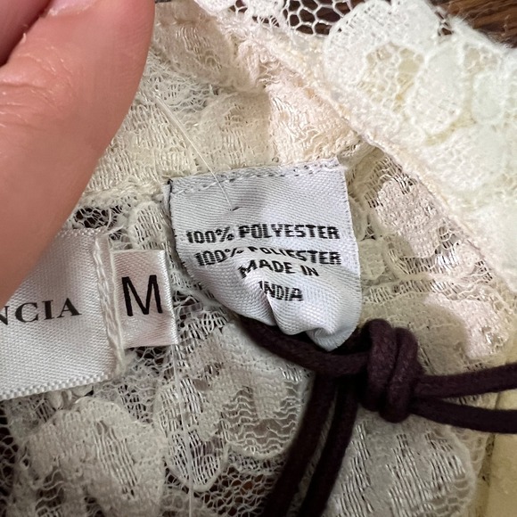 Lace Ruffle‎ Floral Button down rancho estancia M - Picture 7 of 14